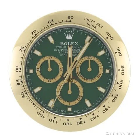 Horloge murale de luxe GENEVA DIAL 40 cm style Cosmograph Daytona Wall Clock – Yellow Gold & Green Dial cadran vert et champagne doré boîtier acier inoxydable 304L verre minéral loupe date