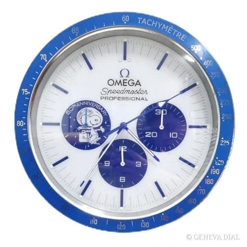 Relógio de parede de luxo GENEVA DIAL 40 cm estilo Moonwatch Snoopy 50th Anniversary Blue & White, mostrador branco e azul, caixa em aço inoxidável 304L, vidro mineral, lupa de data