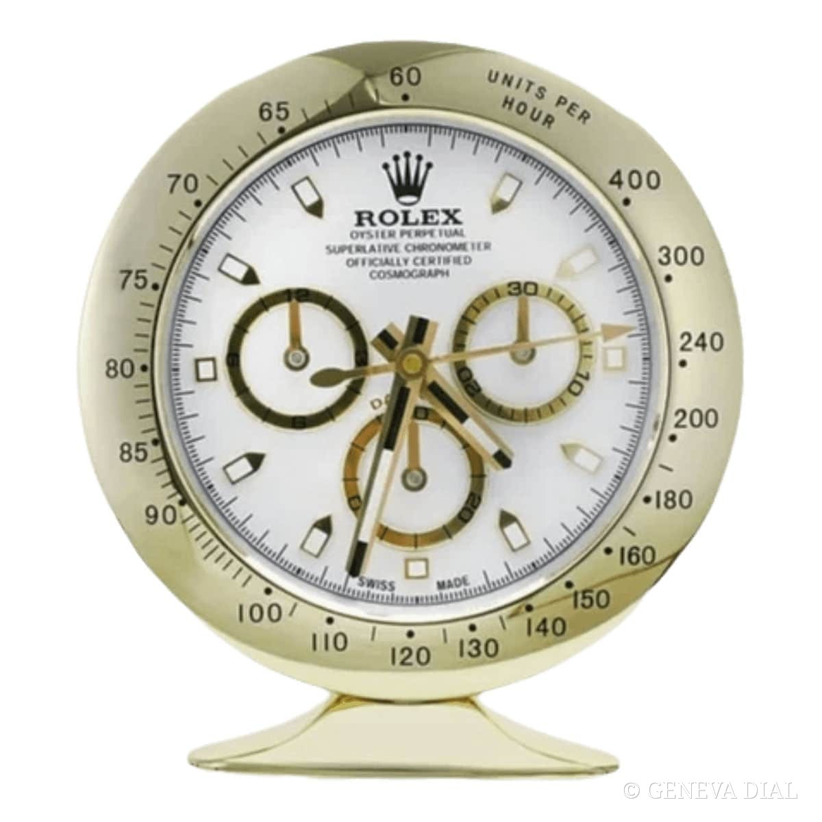 Horloge de bureau compacte 15 cm GENEVA DIAL style Rolex Daytona Style Desk Clock – Gold Edition with “Panda” White Dial cadran blanc et champagne doré boîtier acier massif silencieux