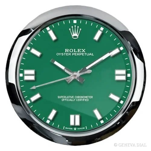 ساعة حائط فاخرة GENEVA DIAL مقاس 40 سم بطراز Oyster Perpetual Wall Clock – Pistachio Green Modern Dial، ميناء أخضر، علبة من الفولاذ المقاوم للصدأ 304L، زجاج معدني، عدسة مكبرة للتاريخ